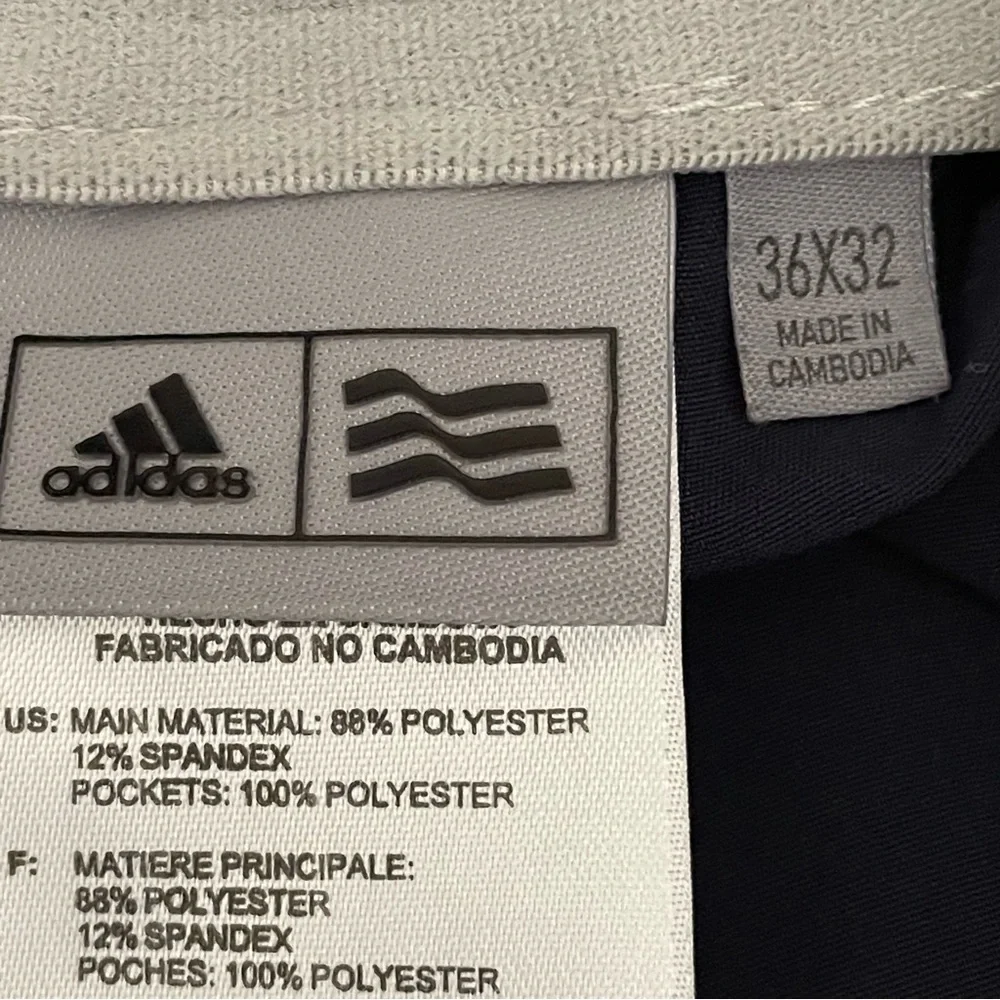 adidas small logo